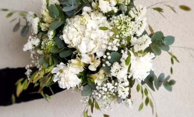 bouquet de mariée blanc