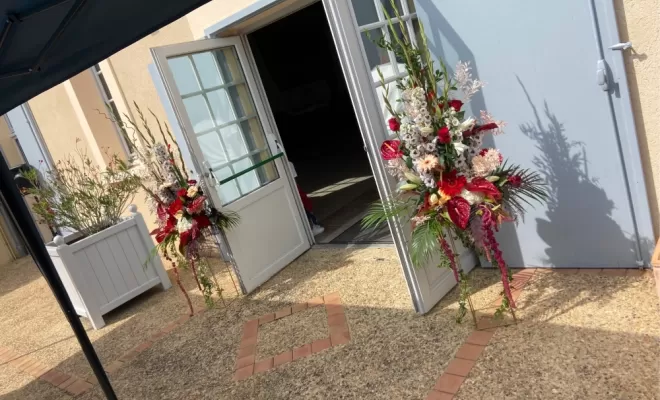 Réalisation d'un Mariage rouge bordeaux et pèche , Audenge, Fleur à Fleur