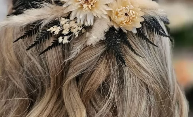 Barrette pour cheveux en fleurs séchée